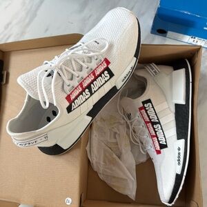 BRAND NEW!! Mens adidas sneakers size 11